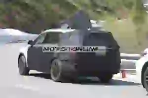 Kia Sorento - Foto spia 10-6-2019