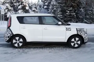 Kia Soul EV - Foto spia 20-01-2014 - 3