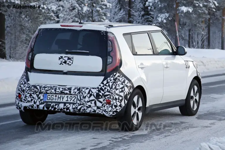 Kia Soul EV - Foto spia 20-01-2014 - 5