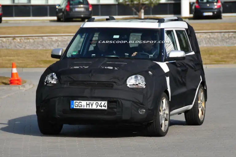 Kia Soul facelift 2012 - Foto spia 10-03-2011 - 5