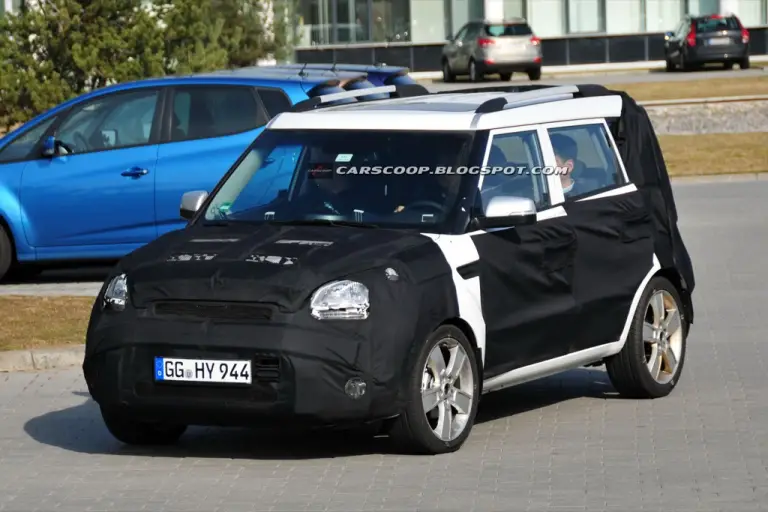 Kia Soul facelift 2012 - Foto spia 10-03-2011 - 6