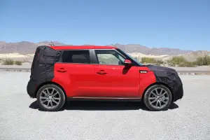 Kia Soul MY 2017 foto spia 14 luglio 2017 - 5