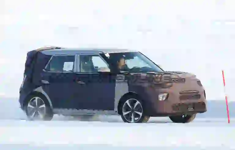 Kia Soul MY 2019 - Foto spia 02-02-2018 - 6