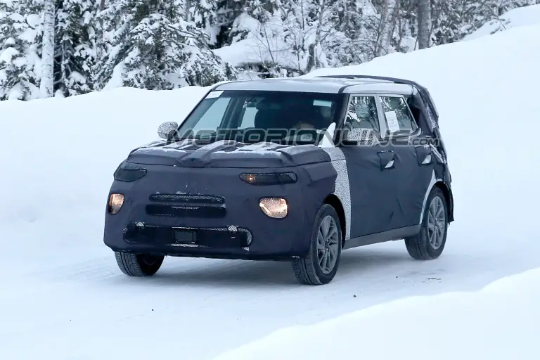 Kia Soul MY 2019 foto spia 5 gennaio 2018 - 2