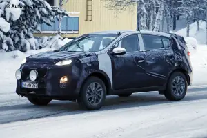 Kia Sportage 2016 - Foto spia 30-01-2015