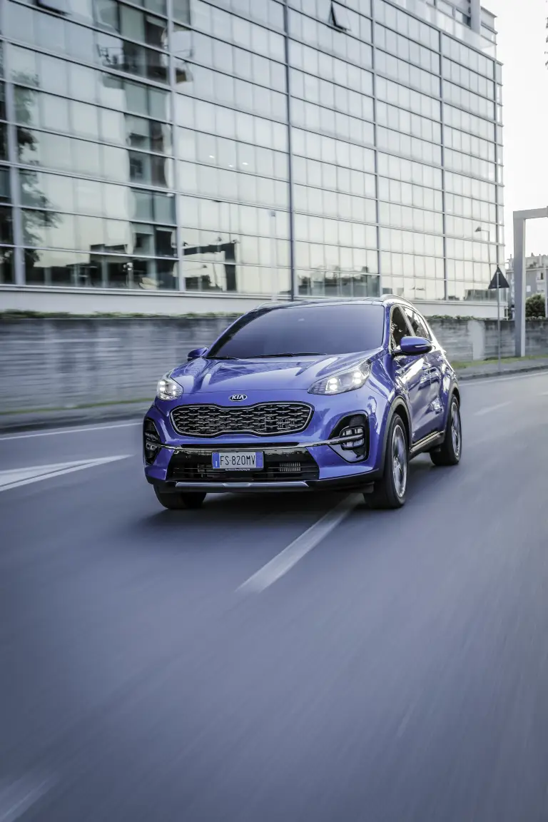 Kia Sportage Hybrid - 8