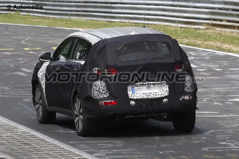 Kia Sportage MY 2016 - Foto spia 18-06-2015 - 7