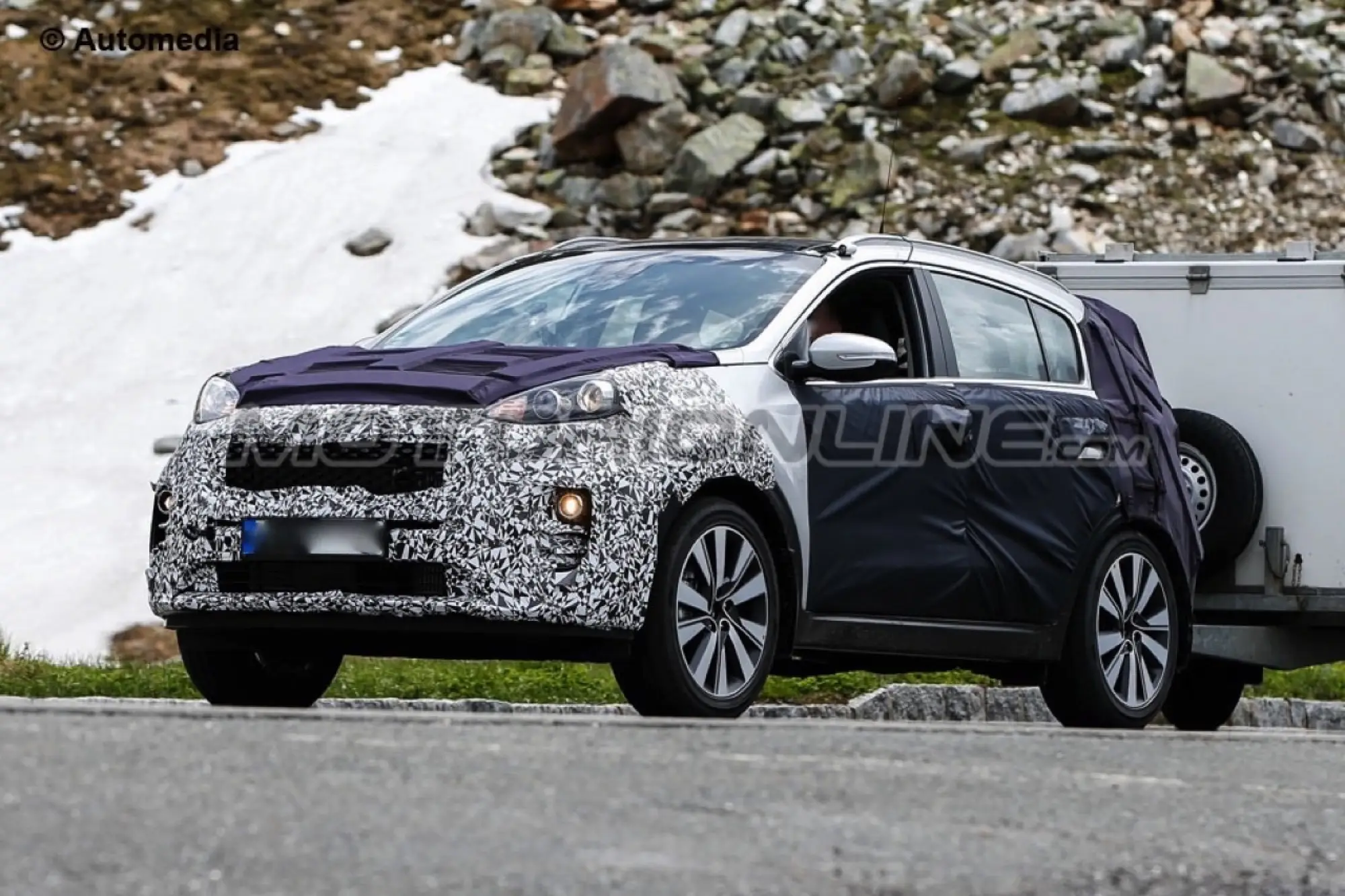 Kia Sportage MY 2016 - Foto spia 30-06-2015 - 1
