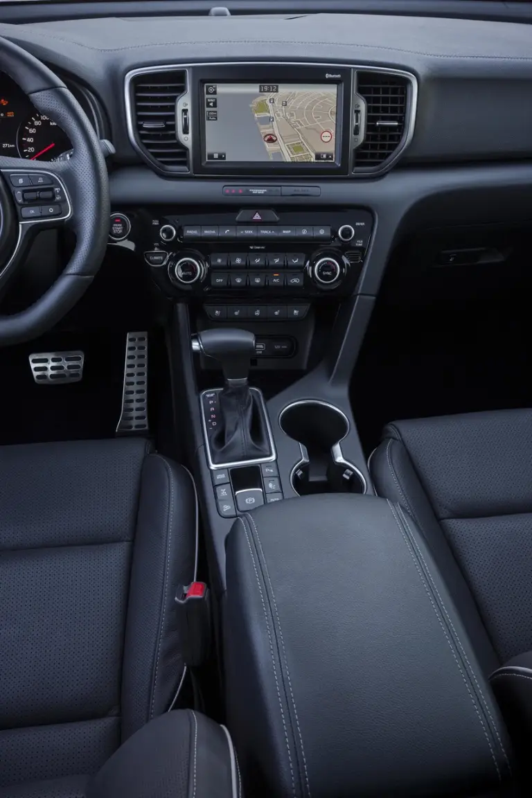 Kia Sportage MY 2016 - nuove foto del modello - 4