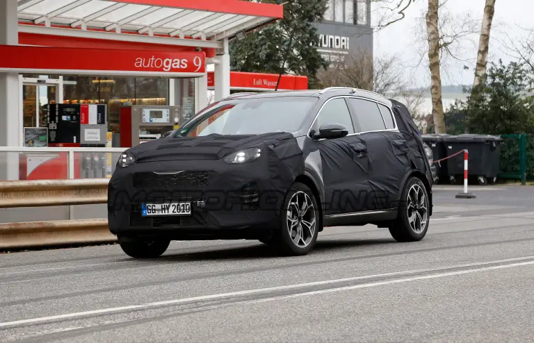 Kia Sportage MY 2019 - Foto spia 13-04-2018 - 4