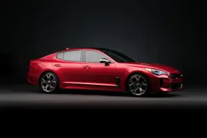 Kia Stinger GT - nuova galleria