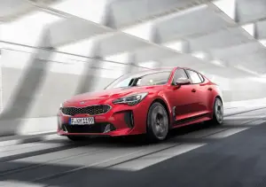 Kia Stinger GT - nuova galleria - 10