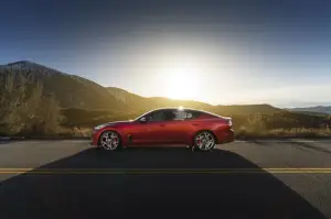 Kia Stinger GT - nuova galleria - 31