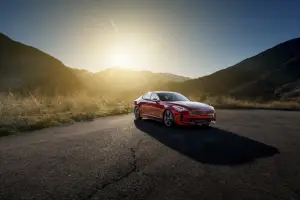 Kia Stinger GT - nuova galleria - 32