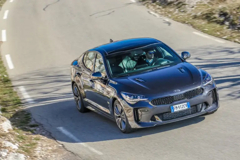 Kia Stinger - Test drive versione GT Line Diesel - 16