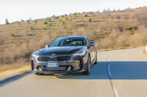 Kia Stinger - Test drive versione GT Line Diesel