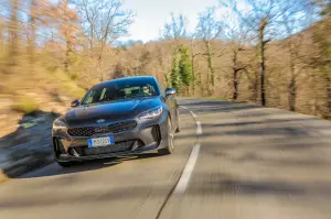 Kia Stinger - Test drive versione GT Line Diesel