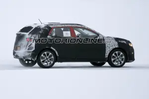 Kia Stonic foto spia 15 Marzo 2017