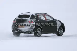 Kia Stonic foto spia 15 Marzo 2017