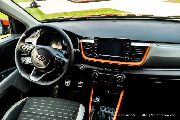 Kia Stonic - Test Drive in Anteprima - 22