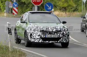 Kia XCeed restyling - Foto Spia 15-07-2022 - 8