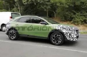 Kia XCeed restyling - Foto Spia 15-07-2022 - 1