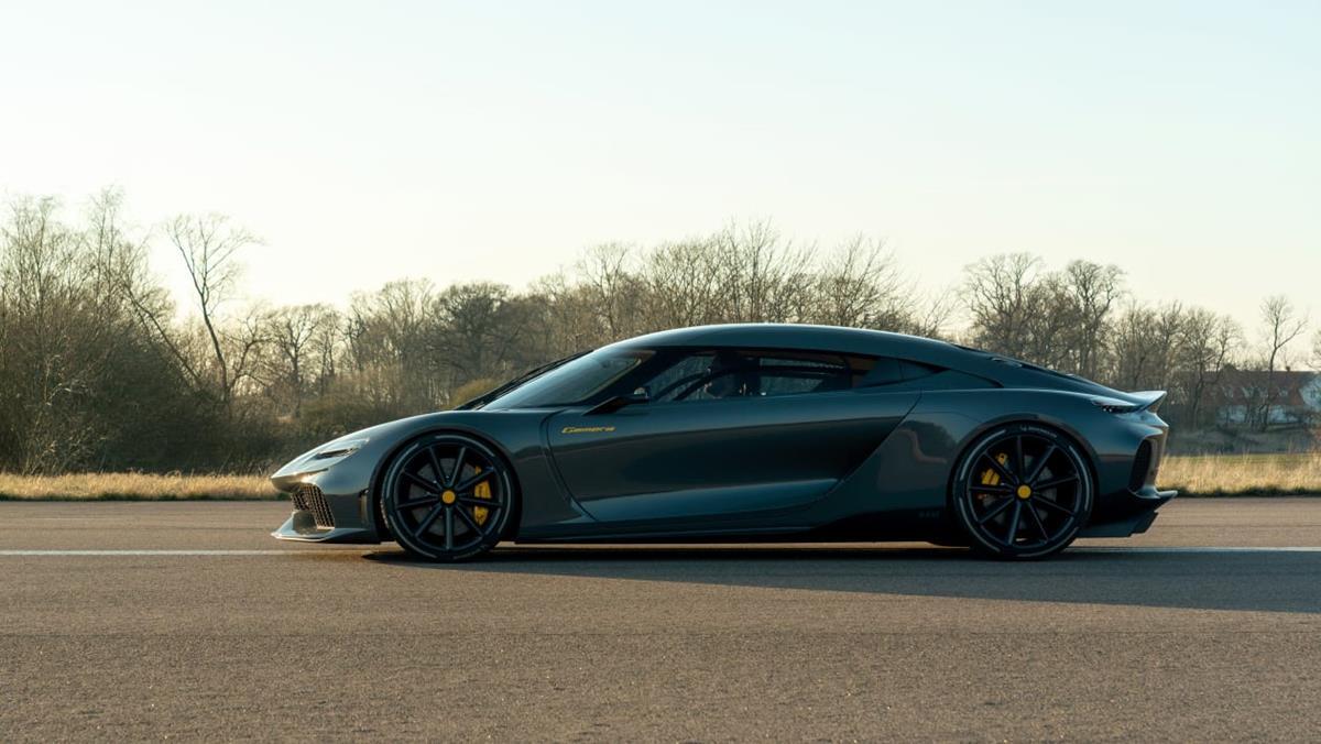 Koenigsegg Gemera 2022