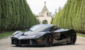 LaFerrari Nero DS Opaco Cavallo Infernale