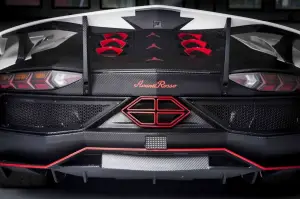 Lamborghini Aventador Avanti Rosso