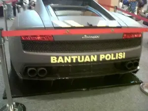 Lamborghini Aventador e Gallardo - Polizia Indonesia 