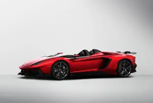 Lamborghini Aventador J - 11