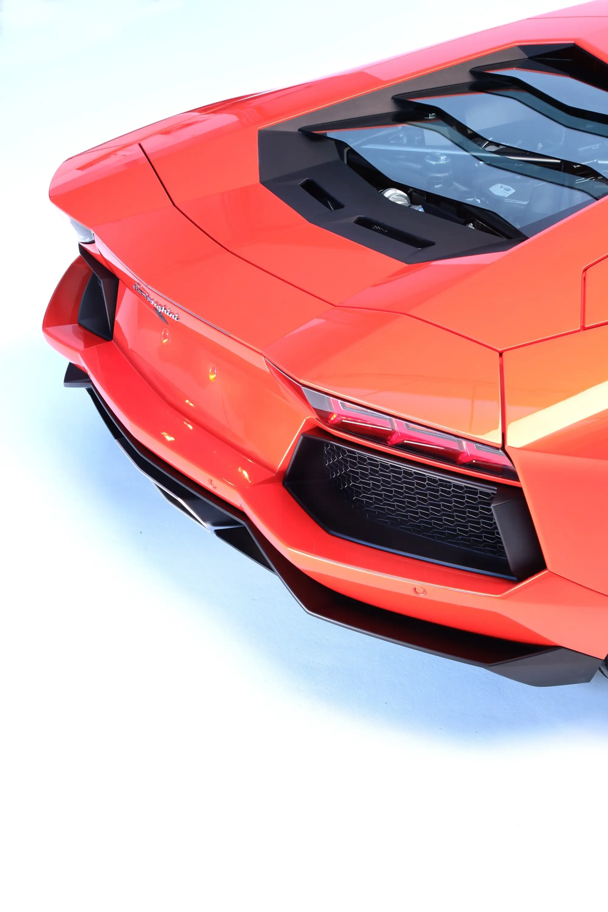 Lamborghini Aventador LP 700-4 foto ufficiali da Ginevra 2011 - 13