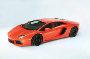 Lamborghini Aventador LP 700-4 foto ufficiali da Ginevra 2011