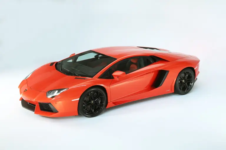 Lamborghini Aventador LP 700-4 foto ufficiali da Ginevra 2011 - 34