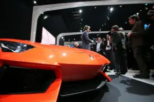 Lamborghini Aventador LP 700-4 foto ufficiali da Ginevra 2011