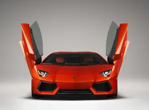 Lamborghini Aventador LP 700-4 foto ufficiali da Ginevra 2011 - 53