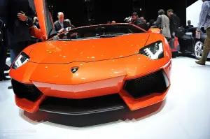 Lamborghini Aventador LP 700-4 foto ufficiali da Ginevra 2011