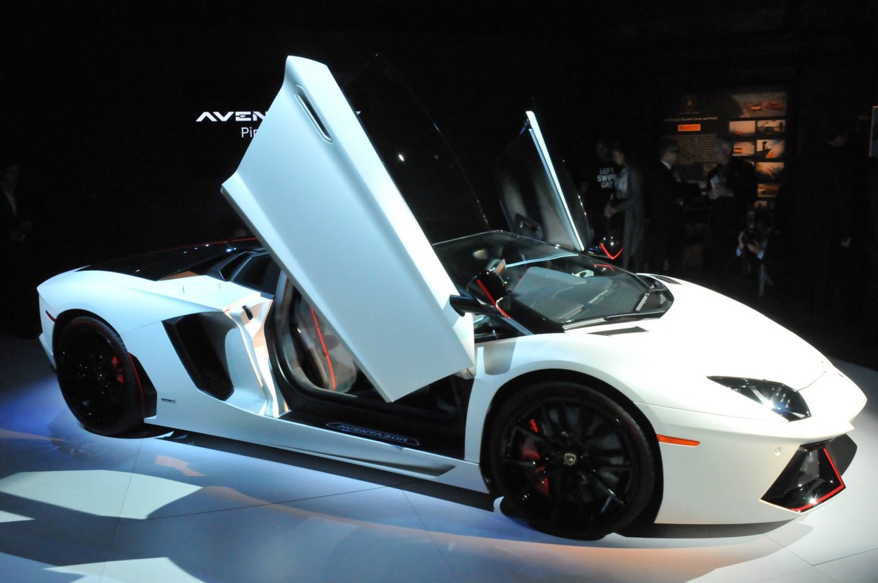 Lamborghini Aventador LP 700-4 Pirelli Edition - Salone di New York 2015