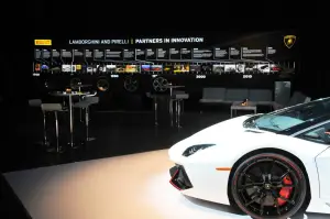 Lamborghini Aventador LP 700-4 Pirelli Edition - Salone di New York 2015 - 5