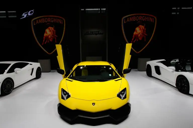 Lamborghini Aventador LP 720-4 50 Anniversario - Salone di Shanghai 2013 - 6