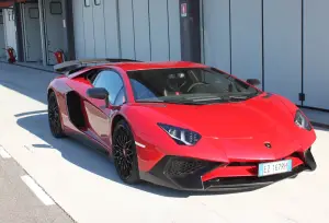 Lamborghini Aventador LP 750-4 SV - Test drive - 1