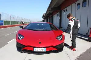 Lamborghini Aventador LP 750-4 SV - Test drive