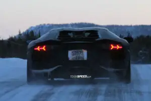 Lamborghini Aventador LP700-4 Roadster - Foto spia 28-02-2012 - 8