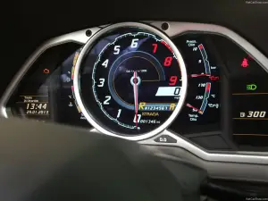Lamborghini Aventador LP700-4 Roadster