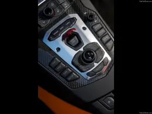 Lamborghini Aventador LP700-4 Roadster