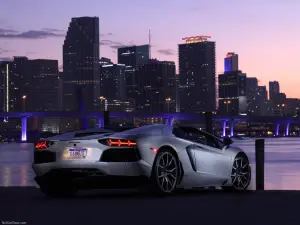 Lamborghini Aventador LP700-4 Roadster