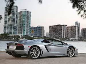 Lamborghini Aventador LP700-4 Roadster