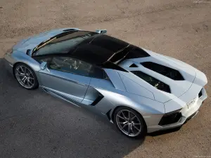 Lamborghini Aventador LP700-4 Roadster