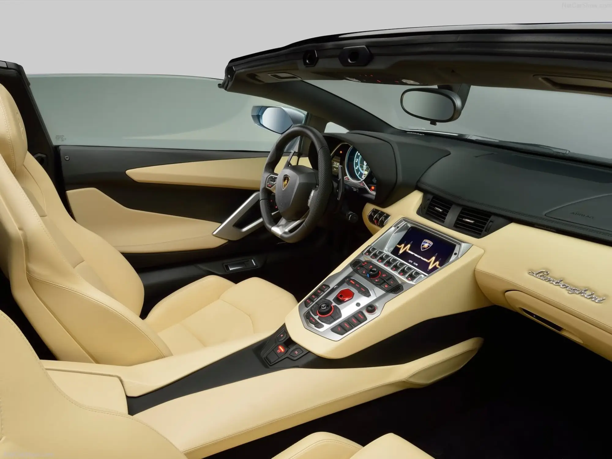 Lamborghini Aventador LP700-4 Roadster - 64