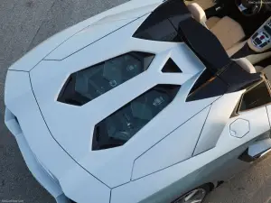 Lamborghini Aventador LP700-4 Roadster